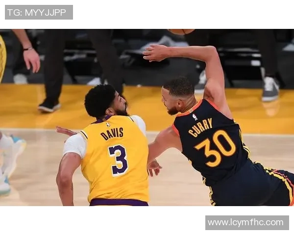 鹈鹕与雄鹿精彩对决回放全程中文解说分析与精彩瞬间回顾 鹈鹕与雄鹿精彩对决回放全程中文解说分析与精彩瞬间回顾